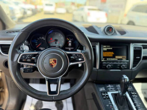 2016 Porsche Macan S