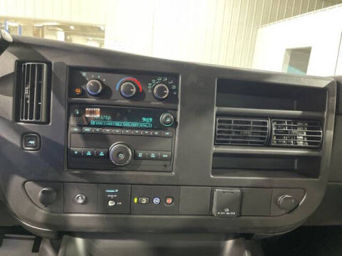 2025 GMC Savana 2500