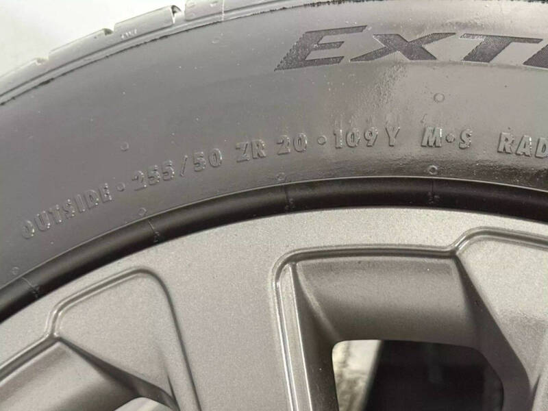 2018 Land Rover Range Rover Velar P380 R-Dynamic SE