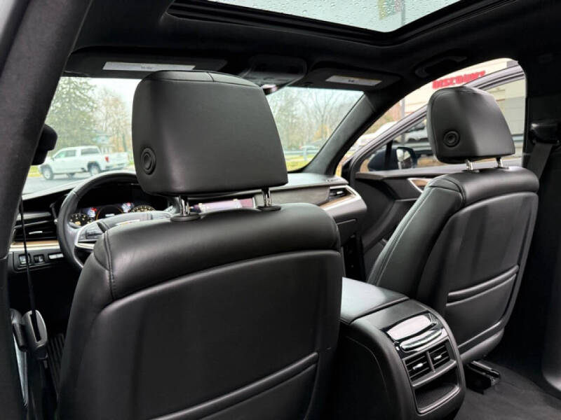 2018 Cadillac XT5 Platinum