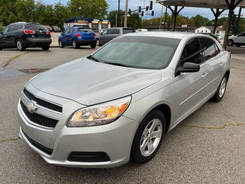 2013 Chevrolet Malibu for sale at Auto Target in O'Fallon MO