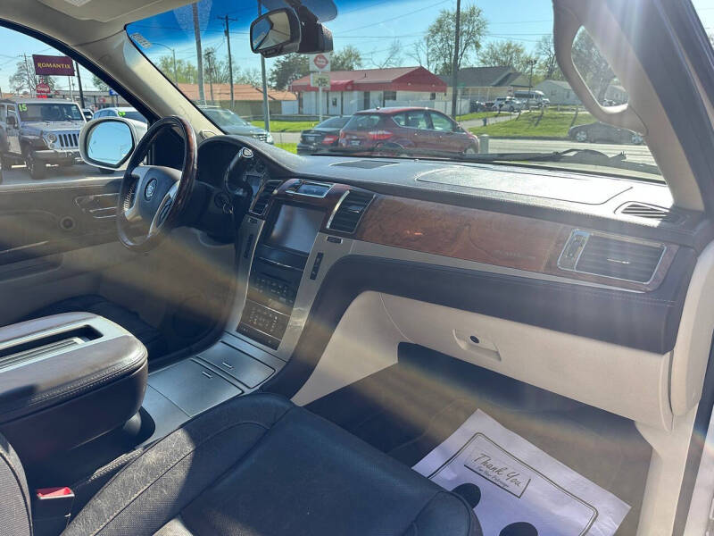 2014 Cadillac Escalade Platinum