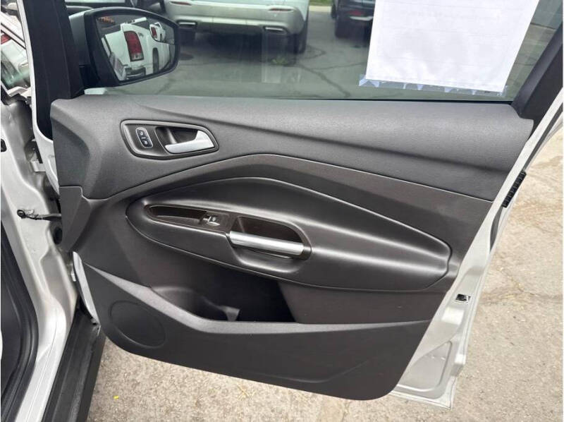 2017 Ford C-MAX Energi SE