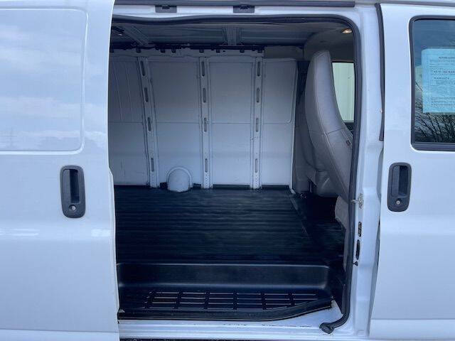 2023 Chevrolet Express 2500