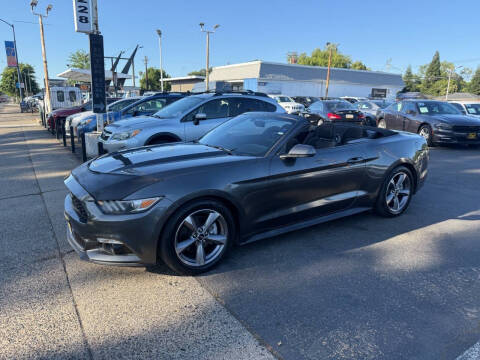 2017 Ford Mustang V6