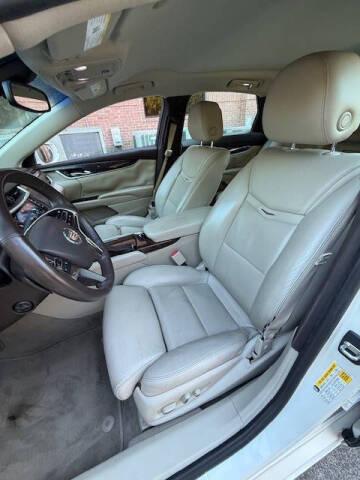 2013 Cadillac XTS Luxury Collection