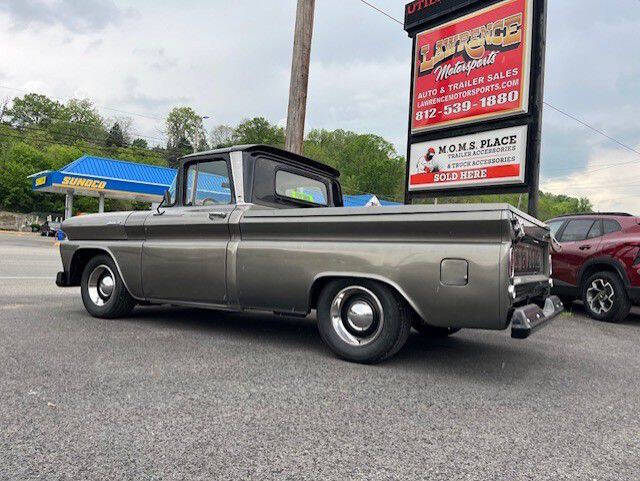1961 Chevrolet Apache