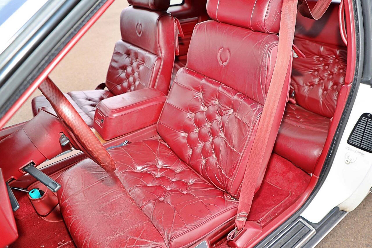1988 Cadillac Eldorado Biarritz 41
