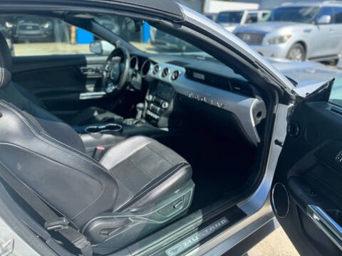 2017 Ford Mustang EcoBoost Premium