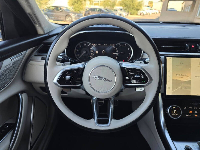 2022 Jaguar XF P250 SE