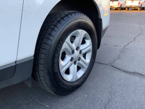 2017 Chevrolet Traverse LS