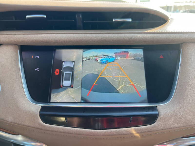 2017 Cadillac XT5 Platinum