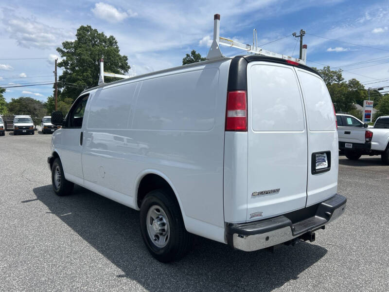 2017 Chevrolet Express 2500