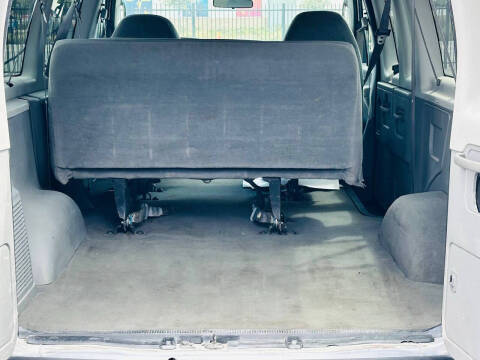 2006 Ford E-Series E-150 XLT