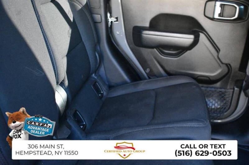 2022 Jeep Gladiator Willys