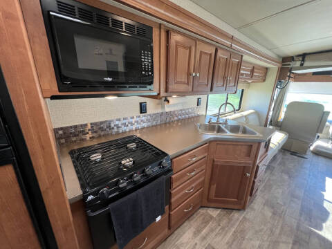 2017 Winnebago Vista 29VE
