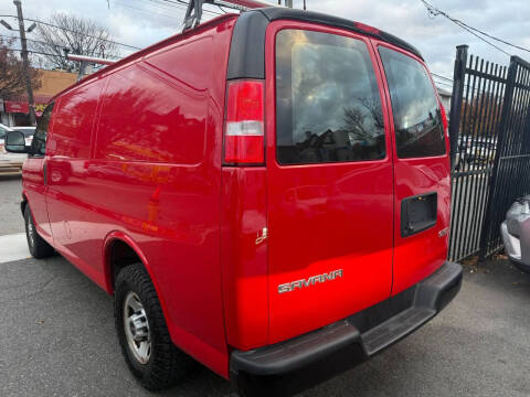 2019 GMC Savana 2500