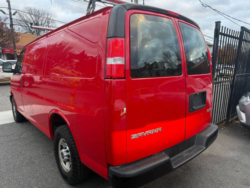2019 GMC Savana 2500