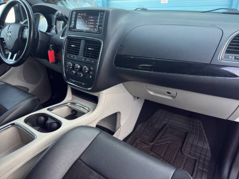 2020 Dodge Grand Caravan SXT
