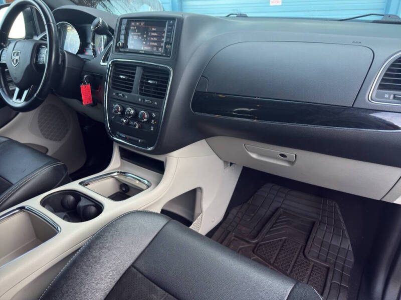 2020 Dodge Grand Caravan SXT