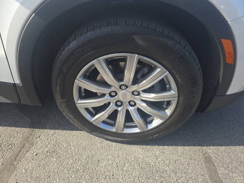 2022 Cadillac XT4 Premium Luxury