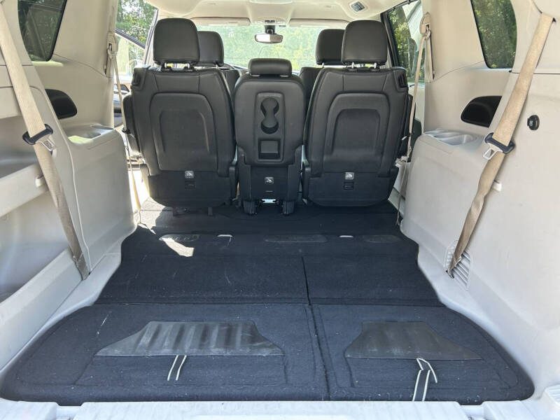 2017 Chrysler Pacifica Touring-L