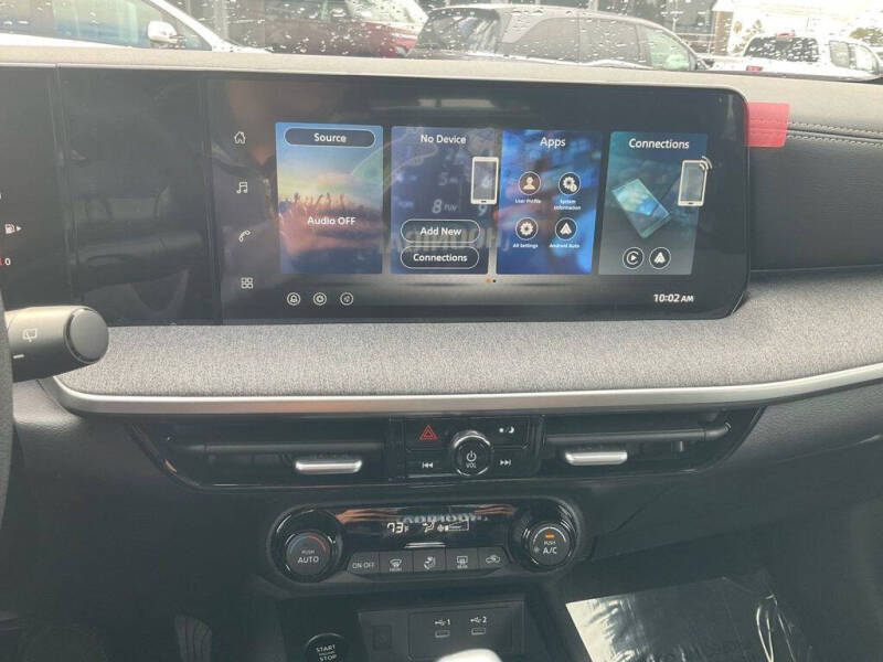 2026 Nissan Kicks SV