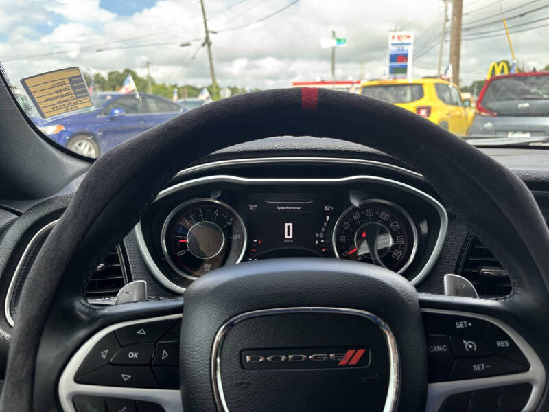 2015 Dodge Challenger SXT Plus