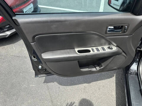 2011 Ford Fusion SEL