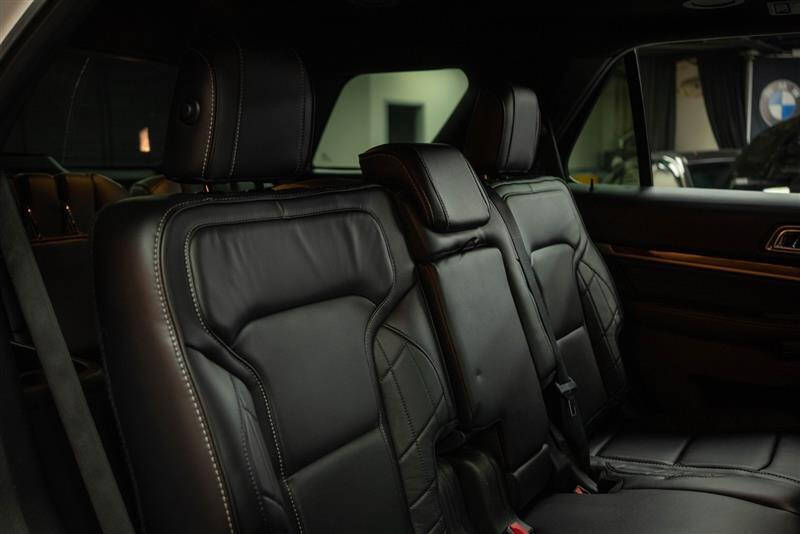 2017 Ford Explorer Platinum