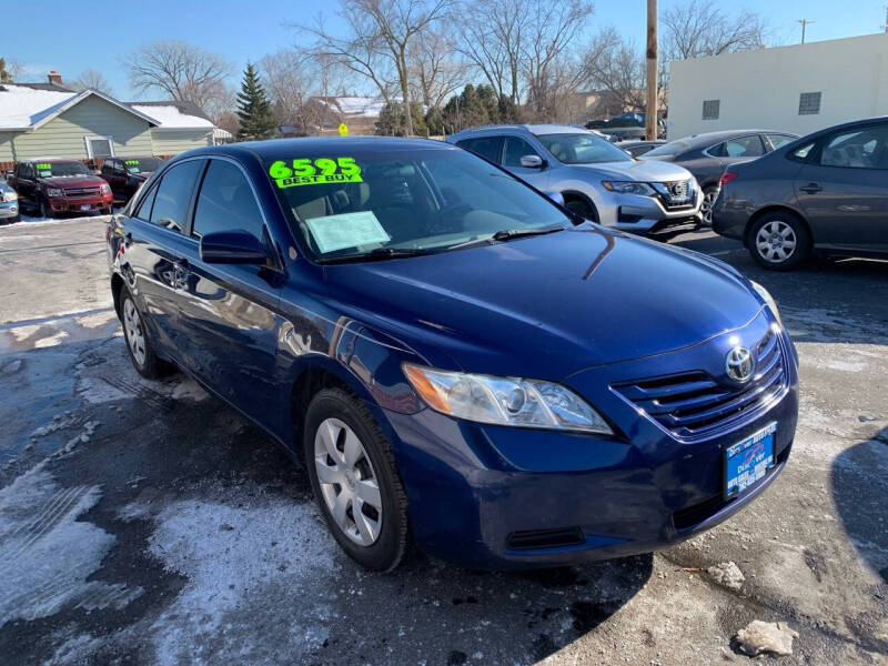 2008 Toyota Camry for sale at DISCOVER AUTO SALES in Racine WI