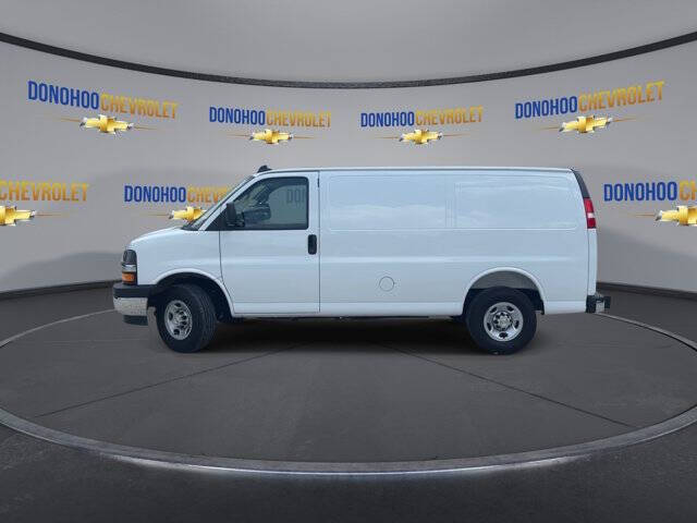2025 Chevrolet Express 2500