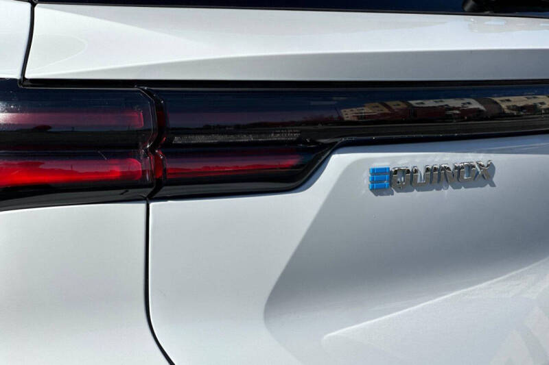 2026 Chevrolet Equinox EV LT 1