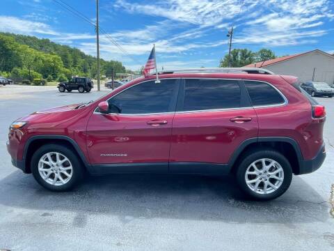 2015 Jeep Cherokee for sale at CRS Auto & Trailer Sales Inc in Clay City KY