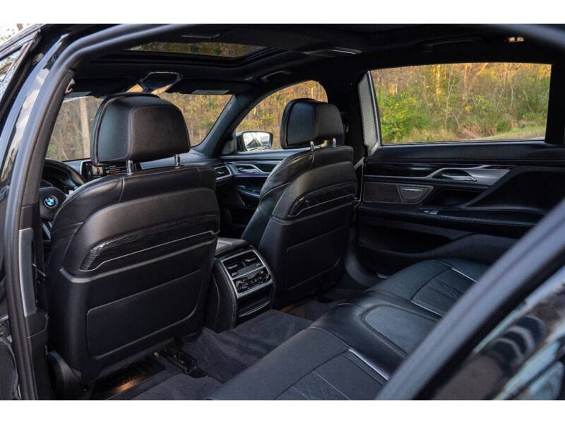 2022 BMW 7 Series 750i xDrive