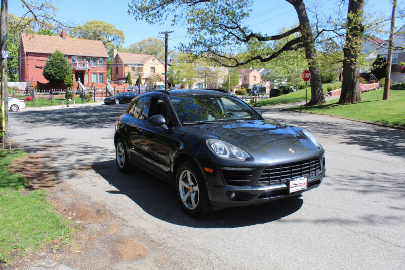 2017 Porsche Macan