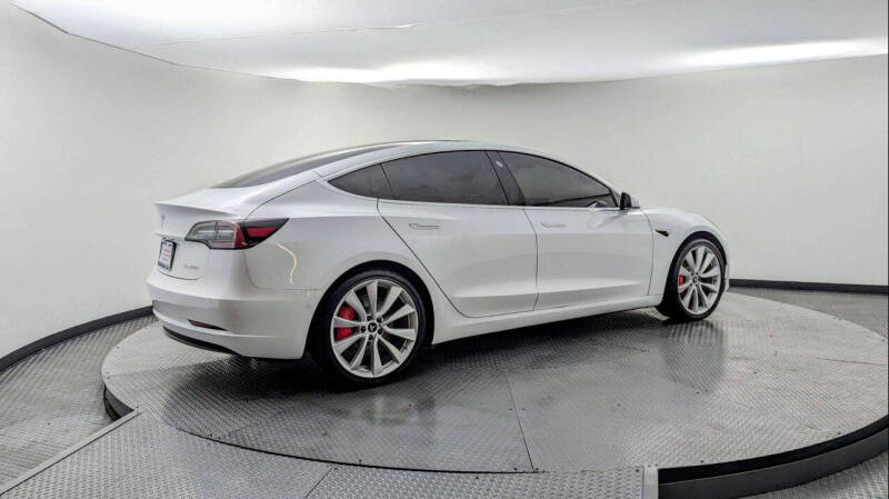 2019 Tesla Model 3 Long Range