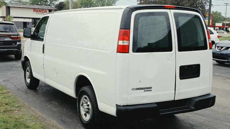 2014 Chevrolet Express 2500
