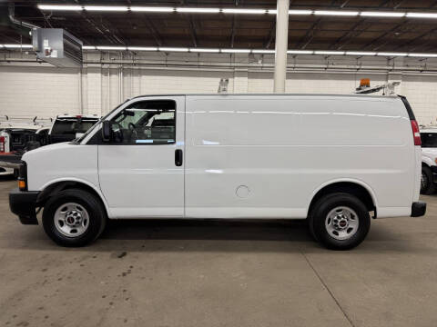 2017 GMC Savana 2500