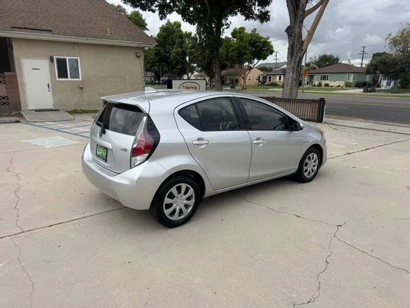2015 Toyota Prius c