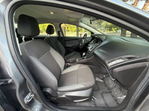 2012 Ford Focus SE