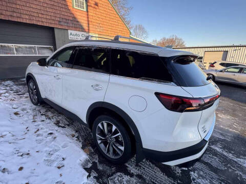 2025 Infiniti QX60 Luxe