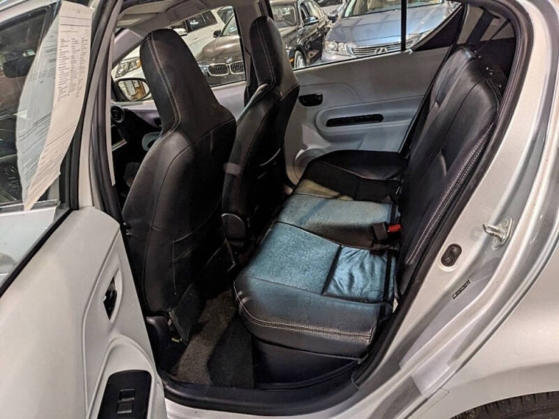 2012 Toyota Prius c Three