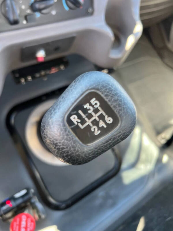 2011 Freightliner M2 106