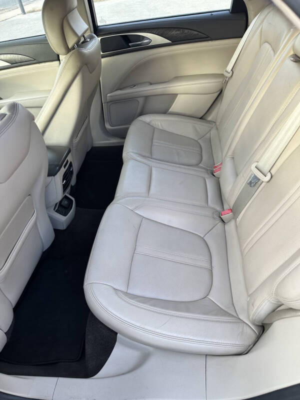 2017 Lincoln MKZ Reserve