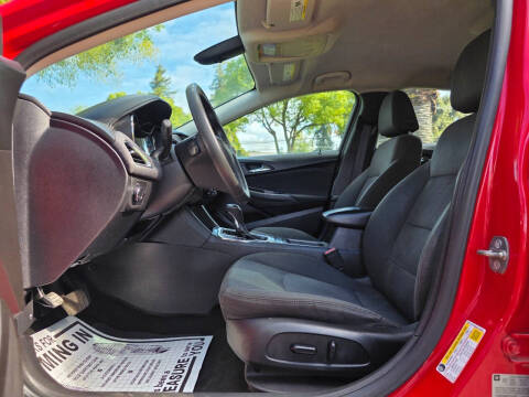 2017 Chevrolet Cruze LT Auto