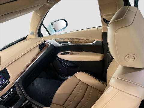 2021 Cadillac XT5 Sport