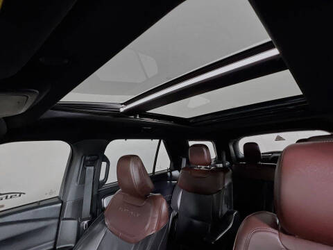 2023 Ford Explorer Platinum