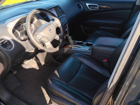 2014 Nissan Pathfinder SL