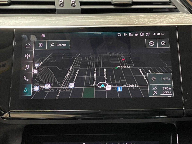 2021 Audi e-tron quattro Premium